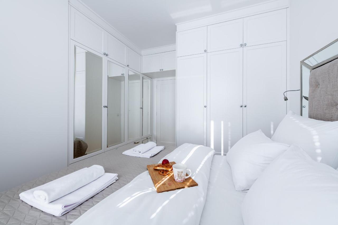 P&O Apartments Aleja Krakowska วอร์ซอ ภายนอก รูปภาพ