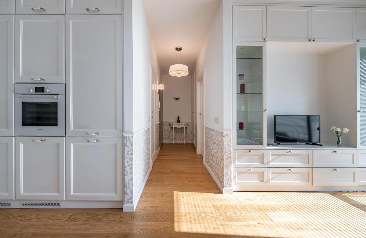 P&O Apartments Aleja Krakowska วอร์ซอ ภายนอก รูปภาพ